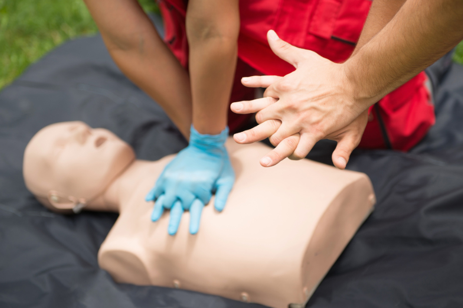 Become-a-Lifesaver-in-Kaysville